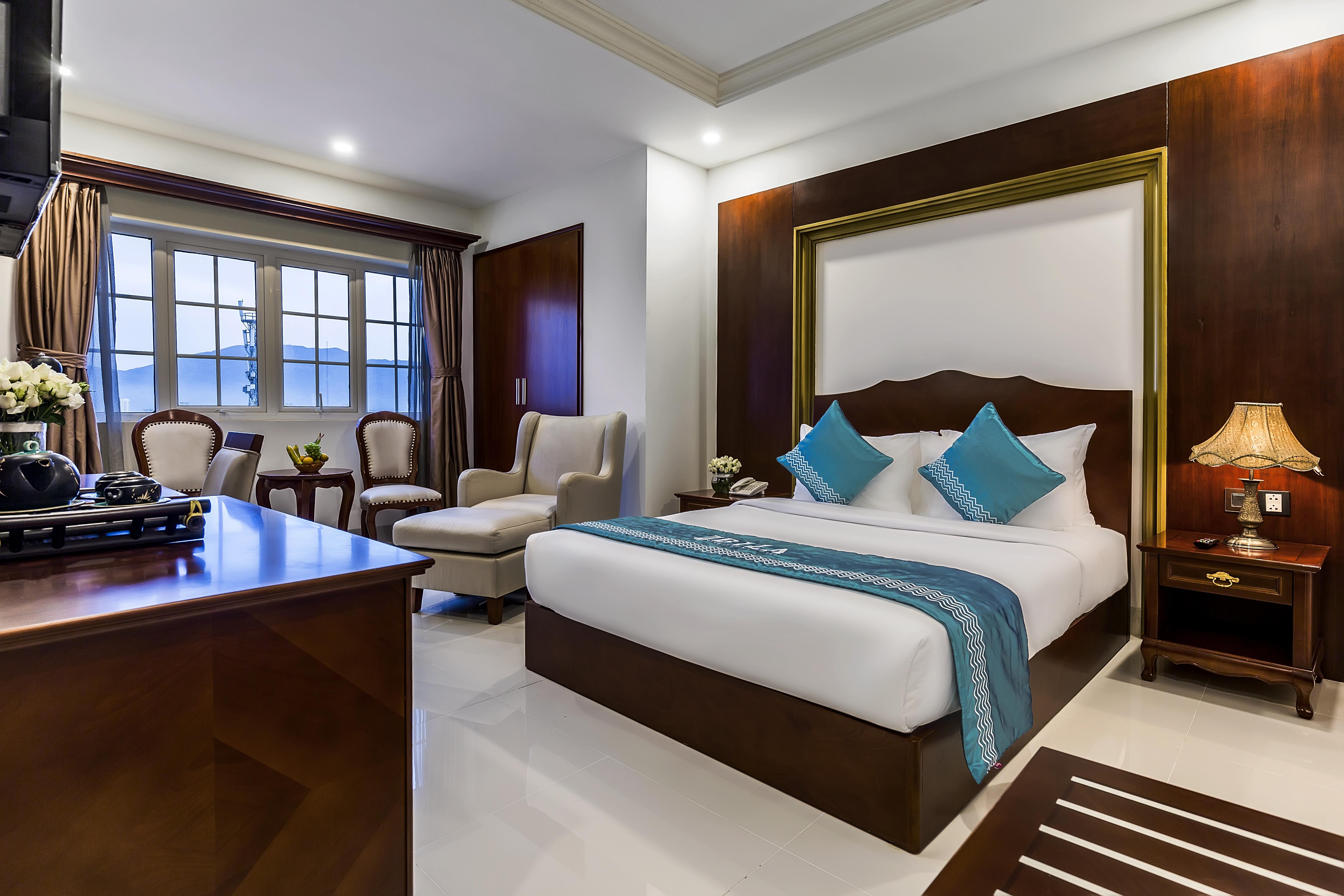 Ibiza Riverfront Da Nang Hotel Powered By Aston Kültér fotó