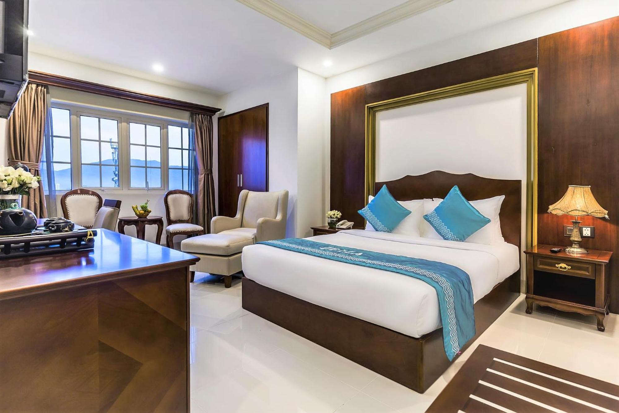 Ibiza Riverfront Da Nang Hotel Powered By Aston Kültér fotó