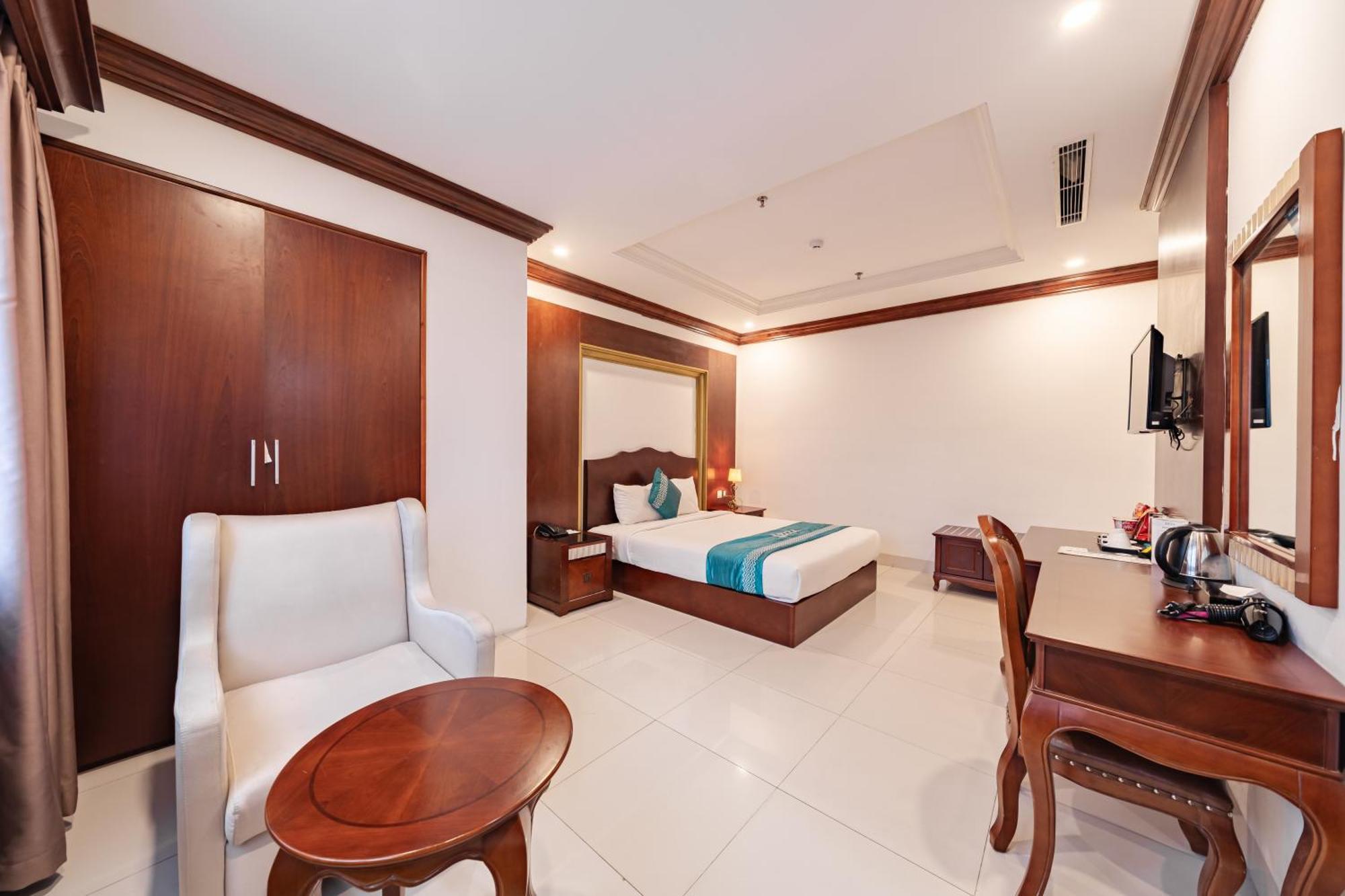 Ibiza Riverfront Da Nang Hotel Powered By Aston Kültér fotó